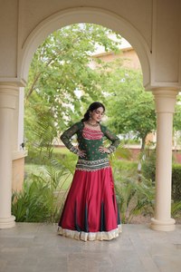 Lehenga Choli Verde de Diseñador con Conjunto de Lehenga para Mujer, con Trabajo de Espejos, para Navratri, Garba, Festivales, Bodas y Fiestas - Product Image 5