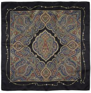 Impression personnalisée de foulards sur tissu avec service d'étiquetage privé pour la publicité et la promotion de marques de détail - Product Image 3