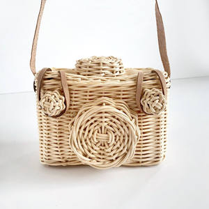 Joli jouet caméra en rotin avec poignée, panier tressé pour tout-petits, panier de rangement ludique pour enfants - Product Image 2