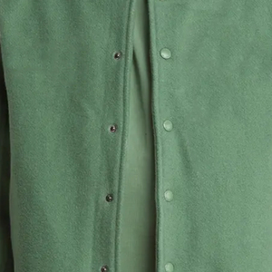 Chaqueta Varsity con Cuello Alto Geométrico Stonefield Manufacturing - 100% Lana, con Capucha, Impermeable, Ropa de Calle, Ropa de Invierno - Product Image 5