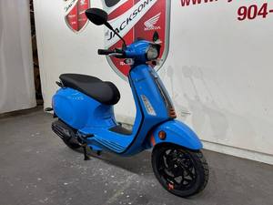 Ventes chaudes de scooters Vespa Sprint 50 S 50 Batik - Moto scooter - Product Image 3