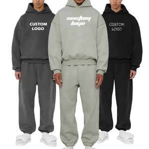 Ensemble survêtement molletonné personnalisé avec logo pour homme : sweat à capuche oversize et pantalon de jogging assorti – Style streetwear décontracté - Product Image 6