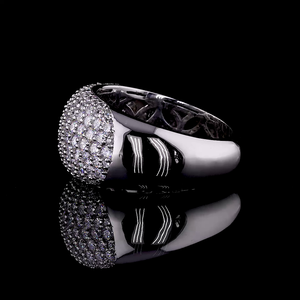 Bague dôme entièrement pavée de diamants de laboratoire - Product Image 2