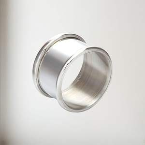 Stylish Metal <b>Napkin</b> Ring Designed To Elevate Table Presentation For Special Occasions Weddings And Formal Dinner <b>Parties</b> - Product Image 5