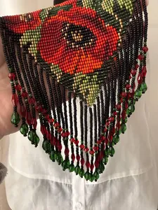 Collar Gerdan ucraniano único con cuentas, flores rojas, hecho a mano con cuentas de semillas, joyería floral étnica para boda - Product Image 6