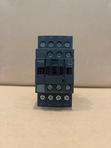 Contactor Schneider TeSys D Control LC1DT32M7 4P (4 NO) AC 1 440V 32A 220V AC 50/60Hz Bobina de Cuatro Fases Jakarta Raya - Product Image 5