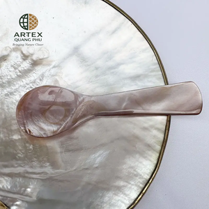 Cuchara de Nácar Natural Blanca Hecha a Mano para Caviar, Madreperla Ecológica Premium ARTEX QUANG PHU - Product Image 1