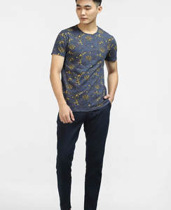 Camiseta de manga larga de algodón y poliéster para hombre, transpirable Camiseta de algodón de manga completa personalizada para hombre - Product Image 1