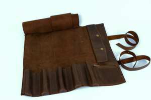 Étui de rangement pour couteaux en cuir pleine fleur, résistant aux odeurs, robuste, confortable et portable, LSKR-0110 - Product Image 2