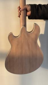 Guitare Jazz Archtop Faite à la Main Style Languedoc - Kits de Guitare de Luthier avec Table en Épicéa et Corps en Acajou Sculpté Ébène - Électrique Professionnelle - Product Image 4