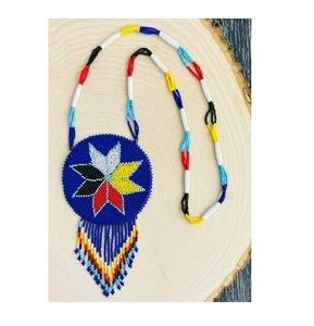 Conjunto de Joyería Artística Tradicional con Collar y Pendientes de Cuentas, Diseñado para un Estilo Étnico - Product Image 1