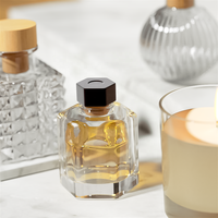Flacon de parfum en verre sur mesure avec pompe pour diffuseur auto packaging cylindre TW