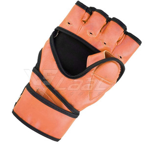 Gants de MMA légers, confortables et de qualité supérieure avec logo personnalisé - Vente flash sur les gants de MMA - Product Image 5