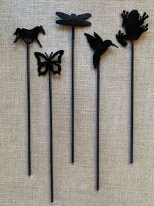 Black Metal Garden Stakes With Animal Silhouettes For Outdoor Decoration Simple Style Galvanized Steel Garden Art - Product Image 1