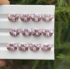 Morganita Rosa Natural, Corte Ovalado 10x12mm, Gema con Cambio de Color, Calidad Premium para Joyería, Venta al Por Mayor - Product Image 1