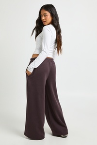 Pantalon de jogging personnalisé pour femme, marron, coupe ample, jambe large, décontracté, en polyester et coton, avec logo personnalisé - Product Image 6