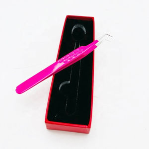 Pince à épiler professionnelle en acier inoxydable massif pour extensions de cils, gravée, rose vif, à 90 degrés, argentée, lisse, personnalisable à faible coût - Product Image 3