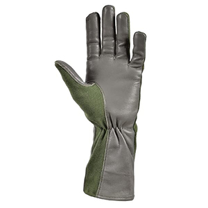 Guantes de vuelo Nomex avanzados diseñados para una resistencia superior al calor, ajuste cómodo y un rendimiento confiable en la operación de aeronaves. - Product Image 4