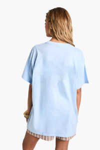 เสื้อยืดคอกลมผู้หญิงแบบสั่งทำพิเศษ ผ้าหนา 220GSM ระบายอากาศได้ดี ปักโลโก้ตามสั่ง สไตล์สตรีทแวร์สำหรับฤดูร้อน - Product Image 3