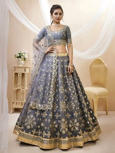 Lehenga Choli gris avec sequins et dupatta, robe traditionnelle brodée pour les femmes, idéale pour les mariages et les fêtes - Product Image 2