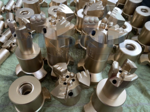 133 מ "מ <span class=keywords><strong>pdc</strong></span> לא ליבה מקדחה ביט | חותכי 1308 מיובאים, עמידות שחיקה חזקה לסלע קשה - Product Image 6