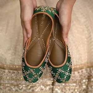 Luxury Bridal Khussa Designer Pumps Handmade Pakistani Traditional Flats Elegant Wedding Party Shoes OEM ODM Supplier - Product Image 2