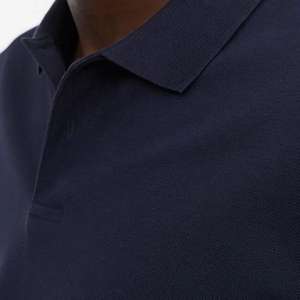 เสื้อโปโลแขนสั้นผู้ชาย ทรงเข้ารูป คอกลม ตัดเย็บด้วยผ้าฝ้ายลายทางตัดสี - Product Image 4