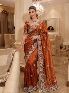 Sari en tissu de soie douce avec broderie C Pallu et bordure ajourée, et pièce de blouse non cousue en soie slub avec broderie - Product Image 3