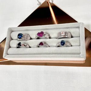 Bandejas de terciopelo para joyería, expositor de anillo gris para Decoración - Product Image 2