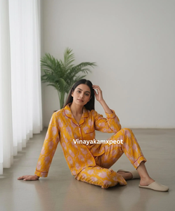 Ensemble de pyjama artisanal Jaipuri en coton tissé jaune moutarde imprimé à la main pour femme, motif léopard, manches longues, tenue de nuit d'été - Product Image 5