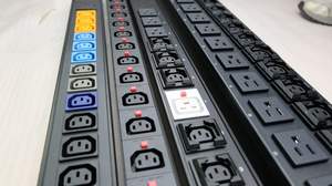 Unidad de Distribución de Energía, Monitor de Medidor IP, 220-240V, Trifásico, 32A, C13 C19, Aleación de Aluminio, Alta Potencia, PDU Inteligente para Rack de Servidor - Product Image 5