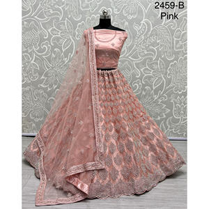 Collections de velours de vêtements de mariée indiens pour la mariée avec le travail de Zarkhan par Fabzone - Product Image 3