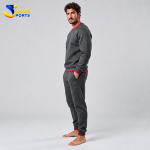 Traje Deportivo de Doble Capa para Hombre con Forro Interior Suave, Tela Resistente, Ajuste Cómodo, Ropa de Invierno Transpirable - Product Image 2