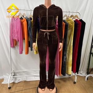 Ensemble de survêtement en velours uni pour femmes, avec capuche, fermeture éclair sur le devant, décontracté, pour l'automne, avec poches latérales - Product Image 1