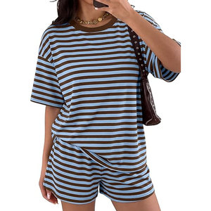 Tendance Été 2026 : Ensemble Short Décontracté Deux Pièces pour Femme avec Haut Stylé et Short Assorti en Tissu Confortable - Product Image 1