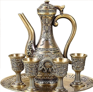 ชุดกระโถนเคลือบทองสุดงดงาม โดดเด่นด้วยตัวกระโถนสีครีมที่สวยงาม พร้อมลวดลายสลักทองที่ประณีต จำหน่ายราคาส่ง - Product Image 4