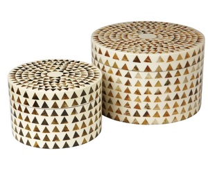 กล่องเก็บเครื่องประดับแบบฝังกระดูกแบบอินเดียทำจากเรซินทำมือ - Product Image 1