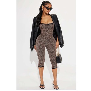 Summer Asymmetric Shoulder Leopard Love Capri Jumpsuit <b>Bodysuit</b> Women - Product Image 5