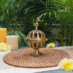 Quemador de Incienso de Latón con Acabado Dorado y Tapa Decorativa, Quemador de Metal Tradicional para Meditación y Rituales de Oración, al por Mayor - Product Image 6