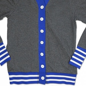 Suéter de algodón personalizado al por mayor con logotipo de letras en jacquard, suéter cómodo para mujer, cárdigan largo de punto para mujer, color gris carbón zeta - Product Image 5