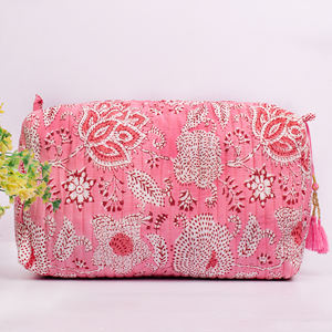 กระเป๋าเครื่องสำอางแบบพกพาขนาดใหญ่ลายบล็อกพิมพ์ลายทนทานใหม่  กระเป๋าใส่เครื่องสำอางแบบควิลท์  กระเป๋าของขวัญสำหรับเพื่อนเจ้าสาว  ซักล้างได้ - Product Image 3