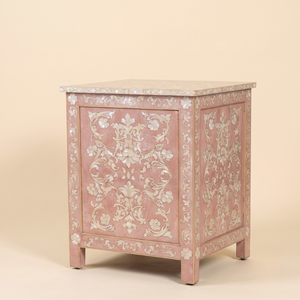 Mesa de Noche de Lujo con 3 Cajones y Tapa de Nácar, Diseño Floral Moderno Hecho a Mano, Color y Tamaño Personalizables - Product Image 4