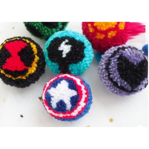 Pompons personnalisés pour décorer les robes et autres produits artisanaux. Achetez directement auprès du fournisseur. - Product Image 1