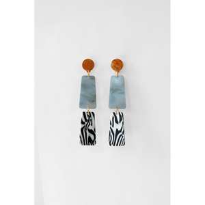 Boucles d'oreilles tendance en résine de qualité supérieure, accessoires élégants en cristal, pour fêtes, occasions décontractées et festives, fabriquées à la main, durabilité longue durée RR - Product Image 2