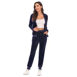 Ensemble de survêtement en velours personnalisé pour femme : sweat à capuche zippé et pantalon de jogging en velours - Product Image 6