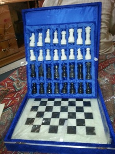 Tin tốt cho những người yêu thích cờ vua bây giờ bạn có thể thưởng thức trò chơi của mình với Bộ cờ vua mã não và đá cẩm thạch có sẵn với nhiều màu sắc và kích cỡ khác nhau - Product Image 6