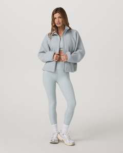 Chaqueta de Sherpa Personalizada Premium para Mujer, Transpirable, Cálida, Tejido de Alta Calidad, Logotipo Personalizado, Chaquetas de Invierno para Mujer, Proveedor OEM - Product Image 6