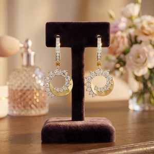 Boucles d'oreilles pendantes en or synthétique, forme goutte d'eau, diamant taille poire, pour femme, idéales pour fêtes et fiançailles, vente directe en gros - Product Image 1