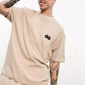 เสื้อยืดโอเวอร์ไซส์พิมพ์โลโก้เล็กๆ สำหรับผู้ชาย ผ้าฝ้ายออร์แกนิค 100% ระบายอากาศได้ดี ทรงหลวม คลาสสิก ไหล่ตก - Product Image 5