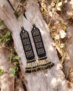 Boucles d'oreilles artisanales pour femmes, boucles d'oreilles pendantes à perles, bijoux bohèmes pour femmes, pour la mode et les occasions spéciales. - Product Image 6